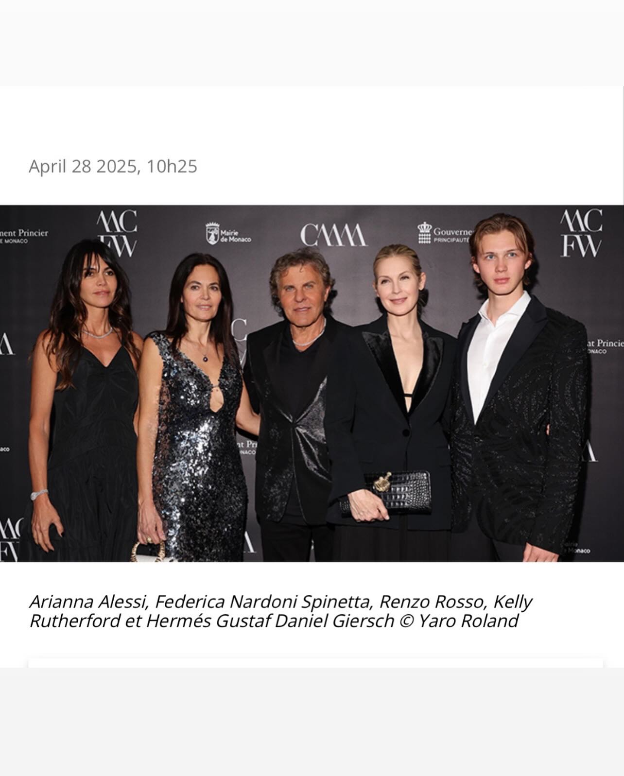 Kelly Rutherford Earns Fashion Icon Award At Monte Carlo