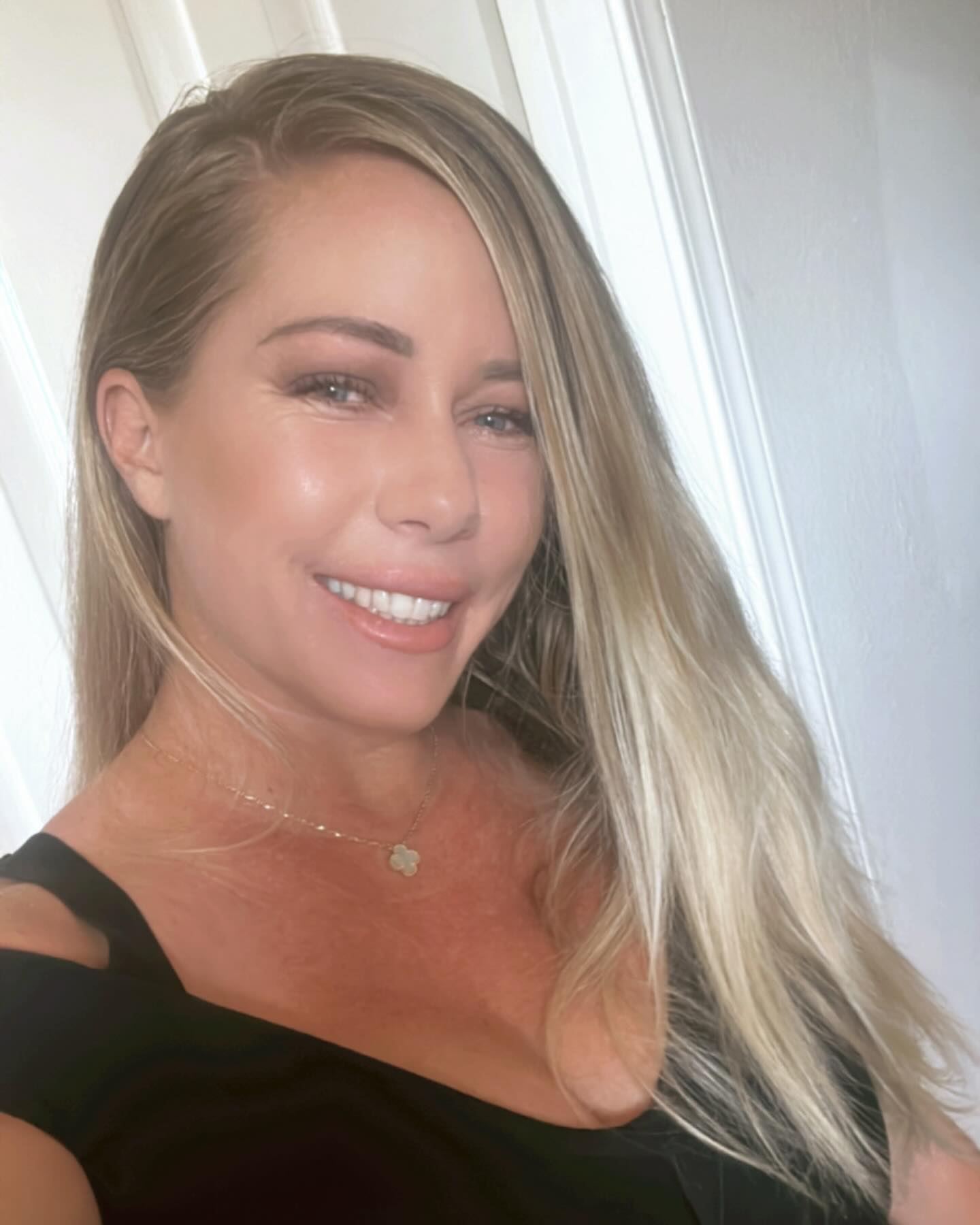 Kendra Wilkinson Opens Up On Change And Co-Parenting From struggles to vibrant joy, she redefines life with family, career, and self-respect.!!