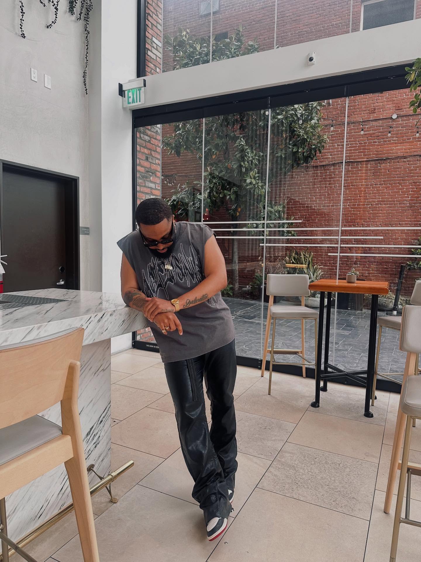 Kenyon Dixon Stuns In Latest Social Media Snap