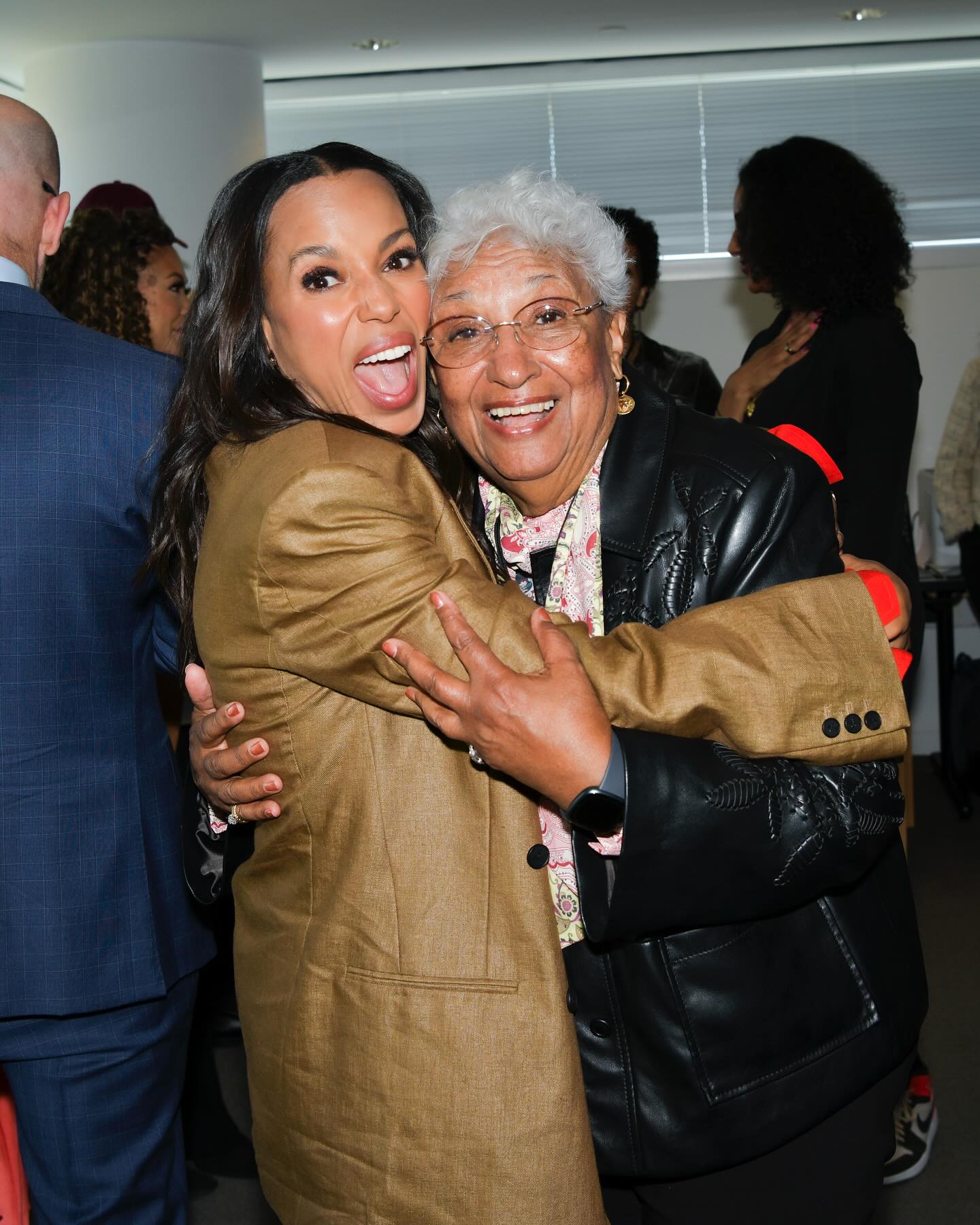 Kerry Washington Honors Her Mother On Mother’s Day