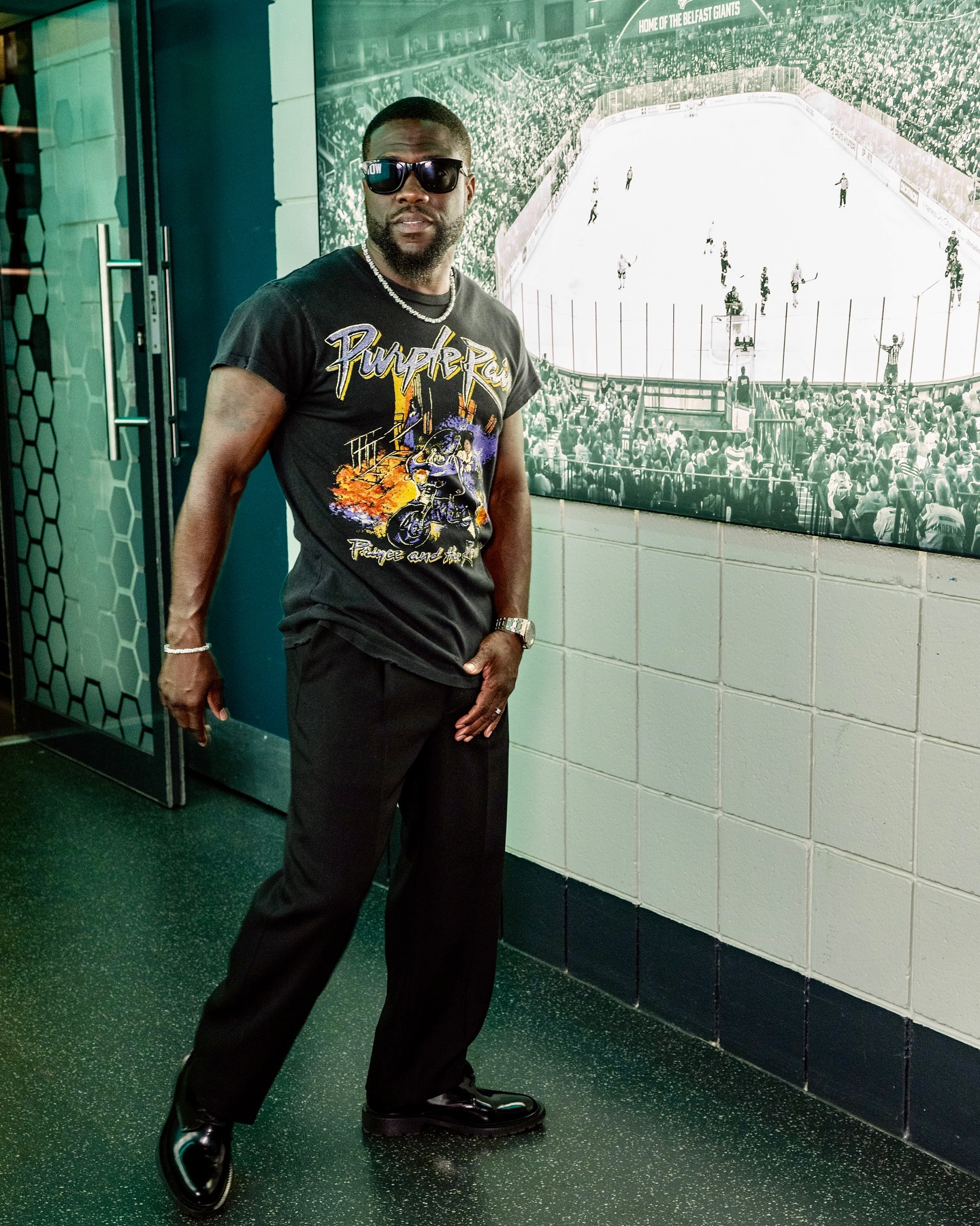 Kevin Hart Rocks Belfast With Two Explosive Shows Acclaimed comic storms a city in Northern Ireland, exuding unmatched energy. With Fervor!!