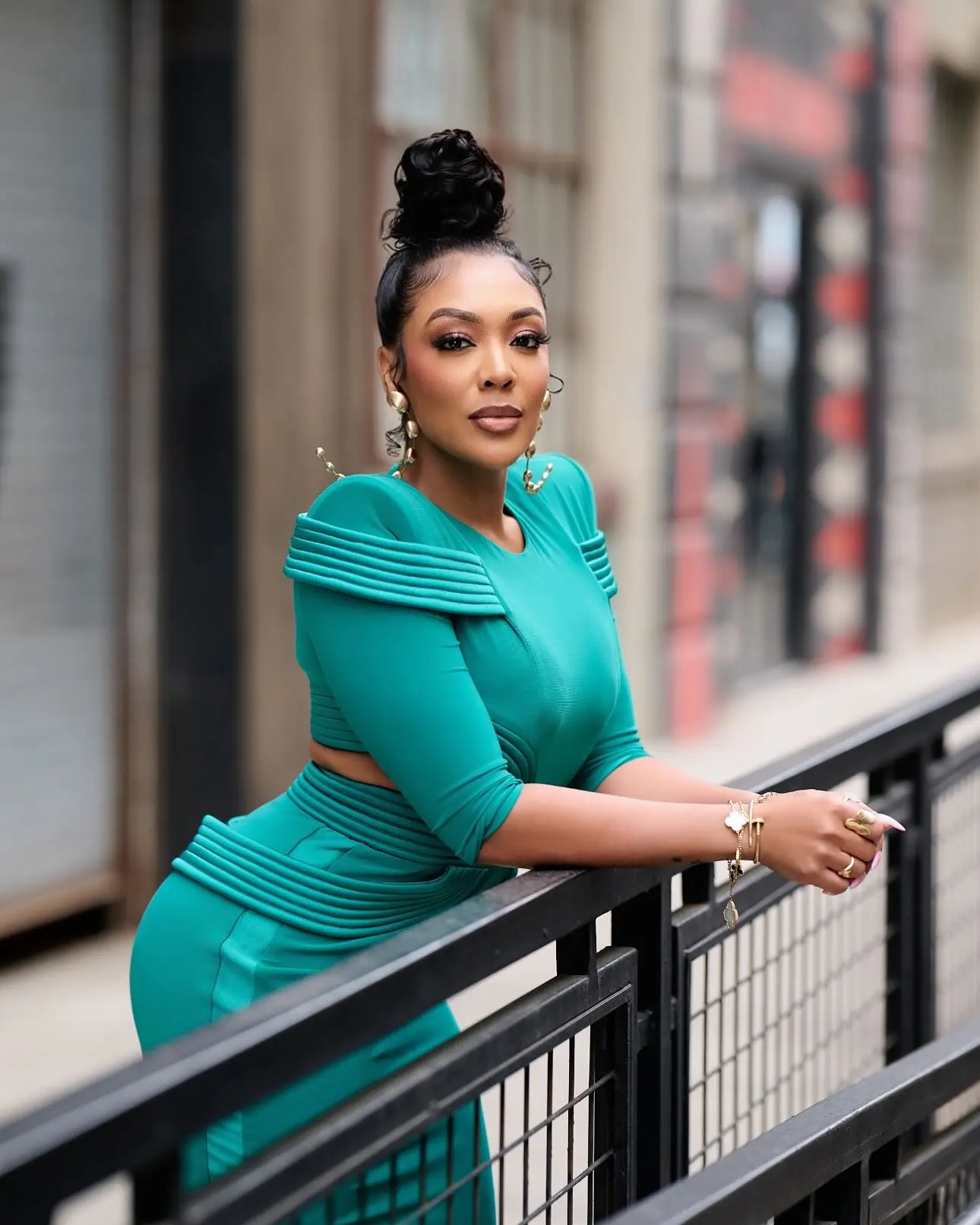 Khadeen Indréa Debuts ‘KHA-GREEN’ Teaser for Divorced Sistas