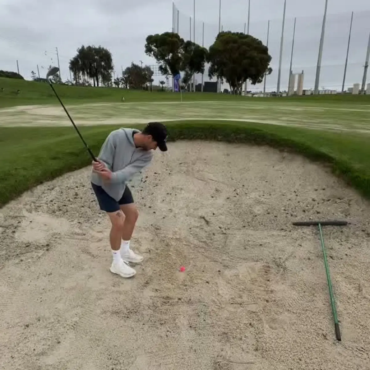 Kian Lawley’s Golf Day Blunder Kian Lawley’s recent golf slip-up brings a humorous twist to his candid athletic escapades.