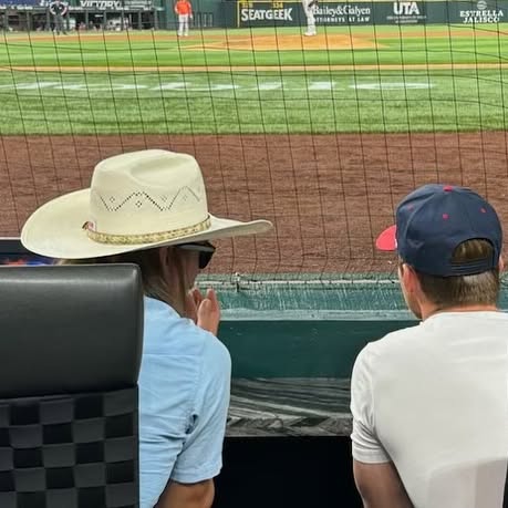 Kid Rock Hosts Star-Studded Rodeo Event