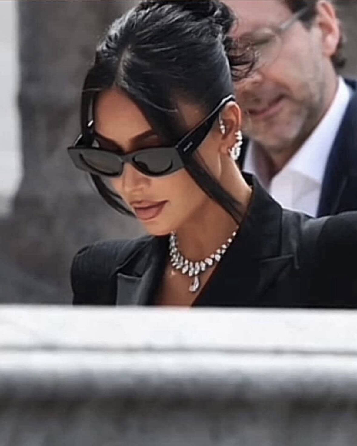 Kim Kardashian Embraces Paris Charm