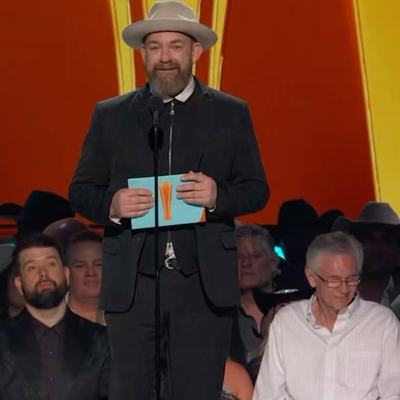 Kristian Bush Shines at ACM Awards