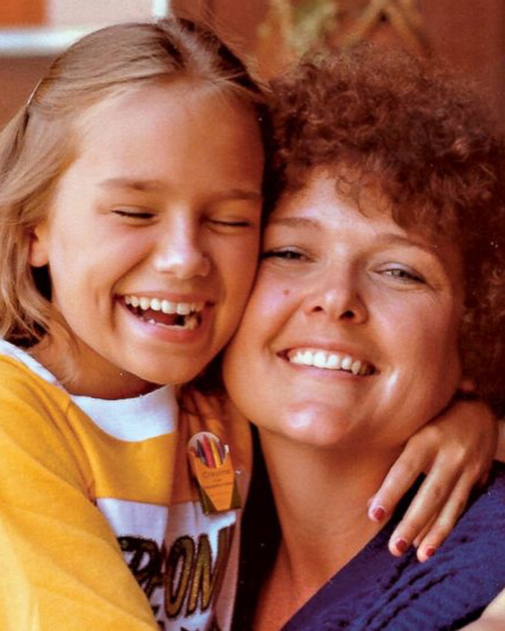 Kristin Chenoweth Honors Her Mom On Mother's Day