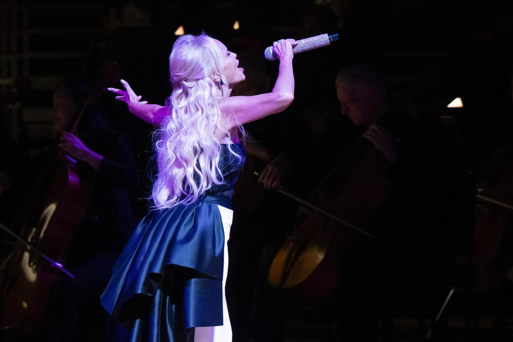 Kristin Chenoweth Mesmerizes At Marian Anderson Hall One remarkable evening, Kristin Chenoweth brought Broadway magic and heartfelt celebration