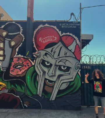 Artist reflects on legacy and creativity while paying tribute to a hip-hop icon at home!!!