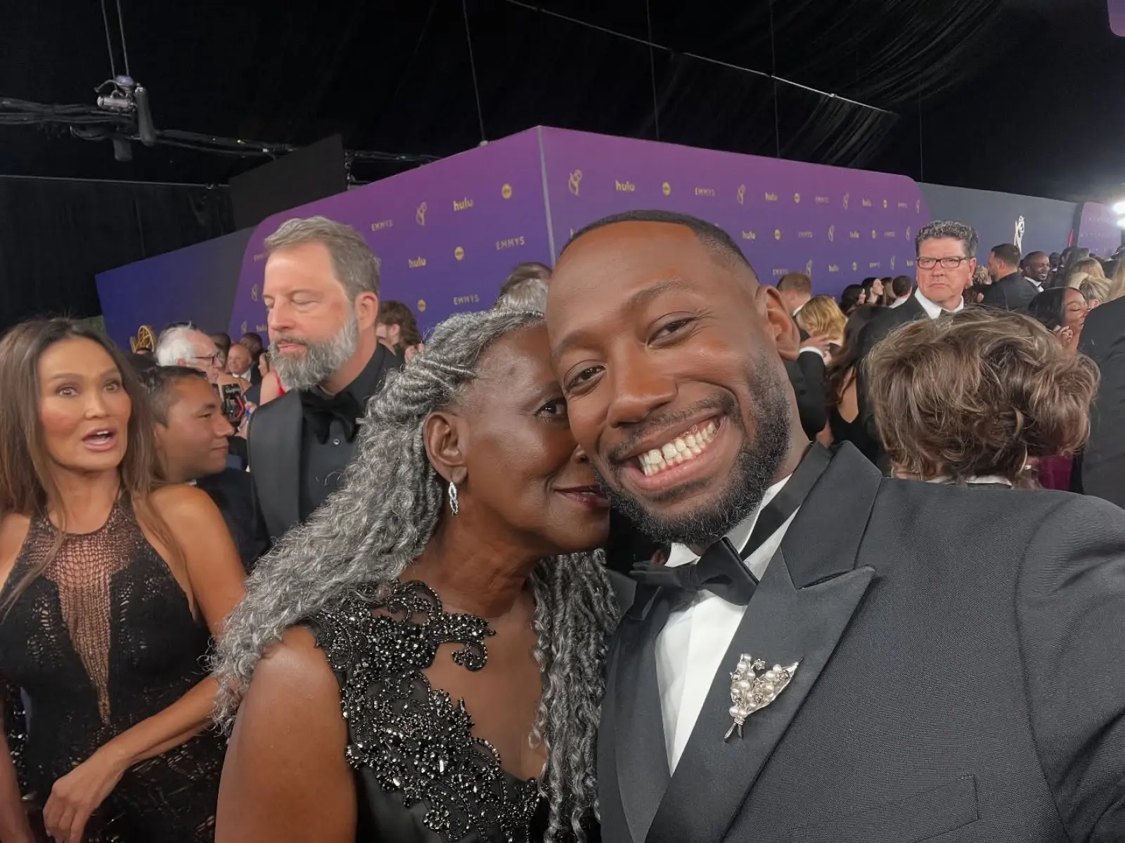 Lamorne Morris Honors Moms with Warm Wishes and Heartfelt Appreciation on this Special Day!