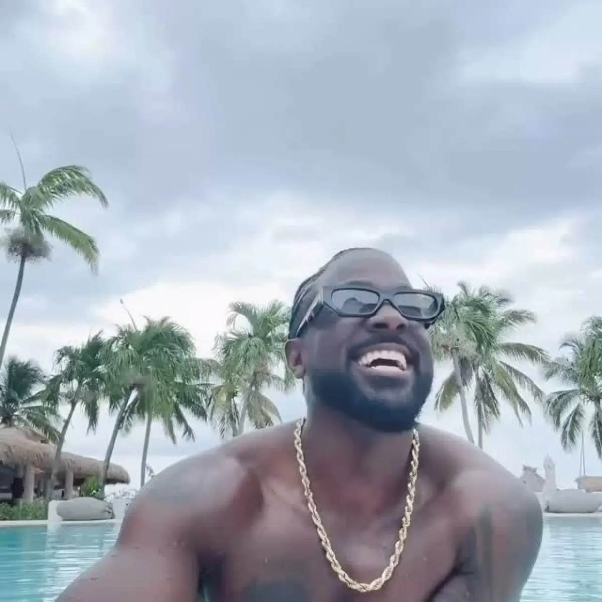 Lance Gross Enjoys Sunny Vacation Getaway Lance Gross exudes bliss with beaming smiles and boundless adventure. Pure delight! Enjoy!!