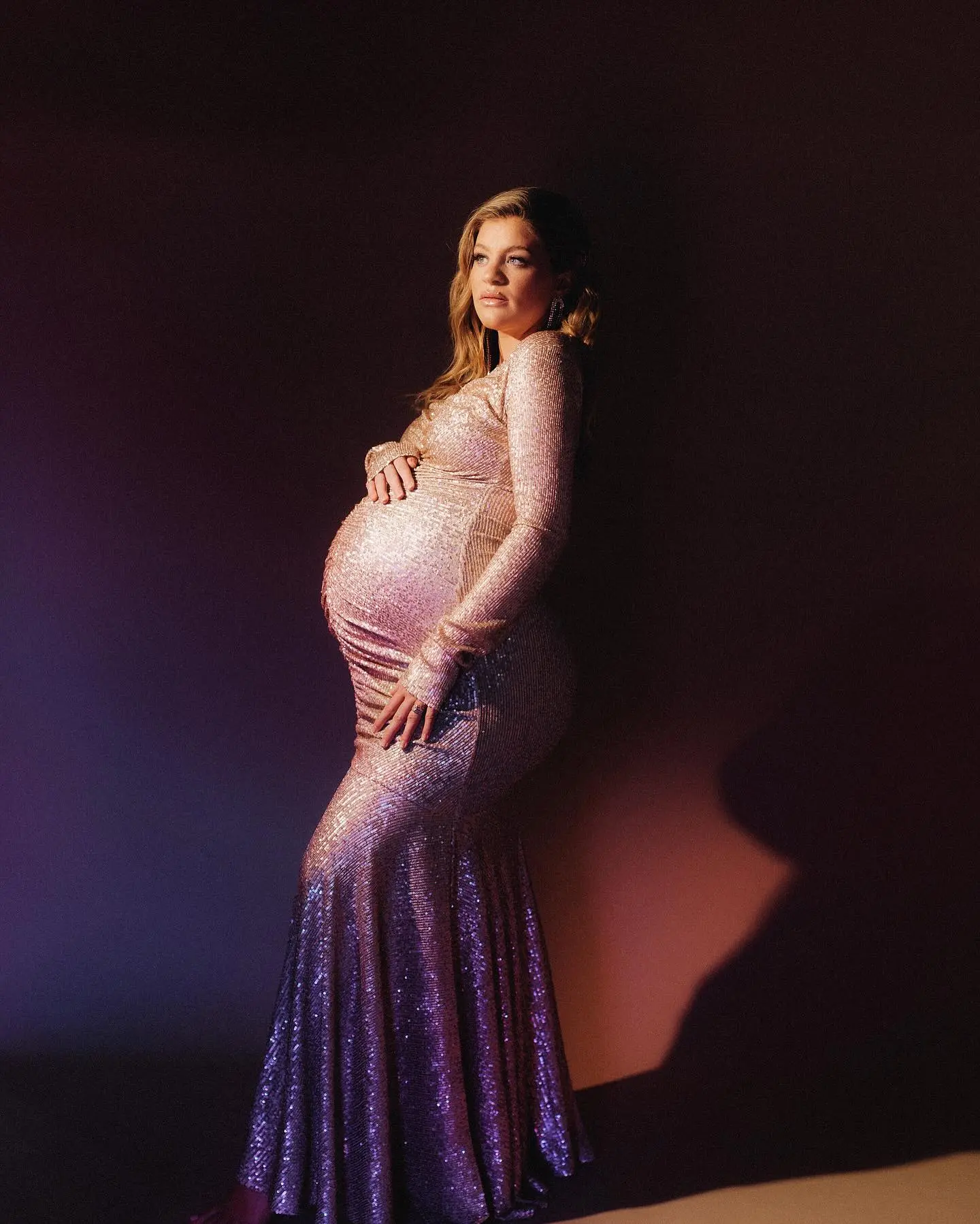 Lauren Alaina Embraces Maternity Glow In Dreamy Shoot