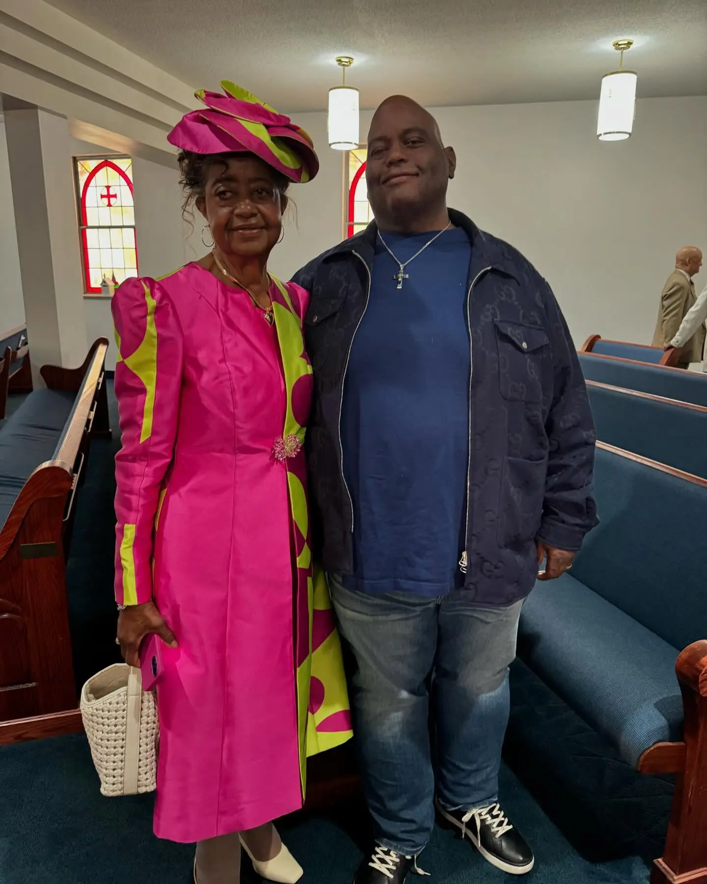 Lavell Crawford Surprises His Mom On Mother’s Day Lavell Crawford makes his mom feel loved.
