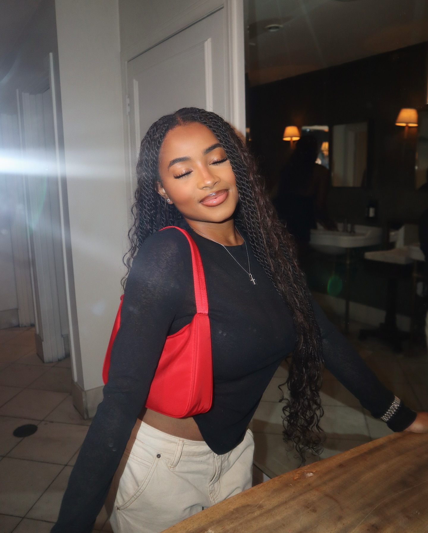 Layla Crawford Recognizes Fans in Bold Instagram Post