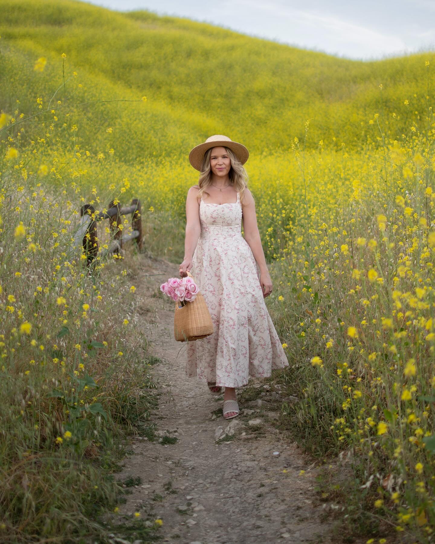 Leah L Knauer Shines In Radiant Yellow Photoshoot