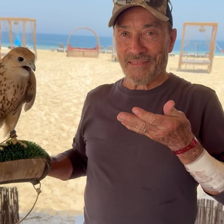 Lee Greenwood Shines in Qatar for US Troops