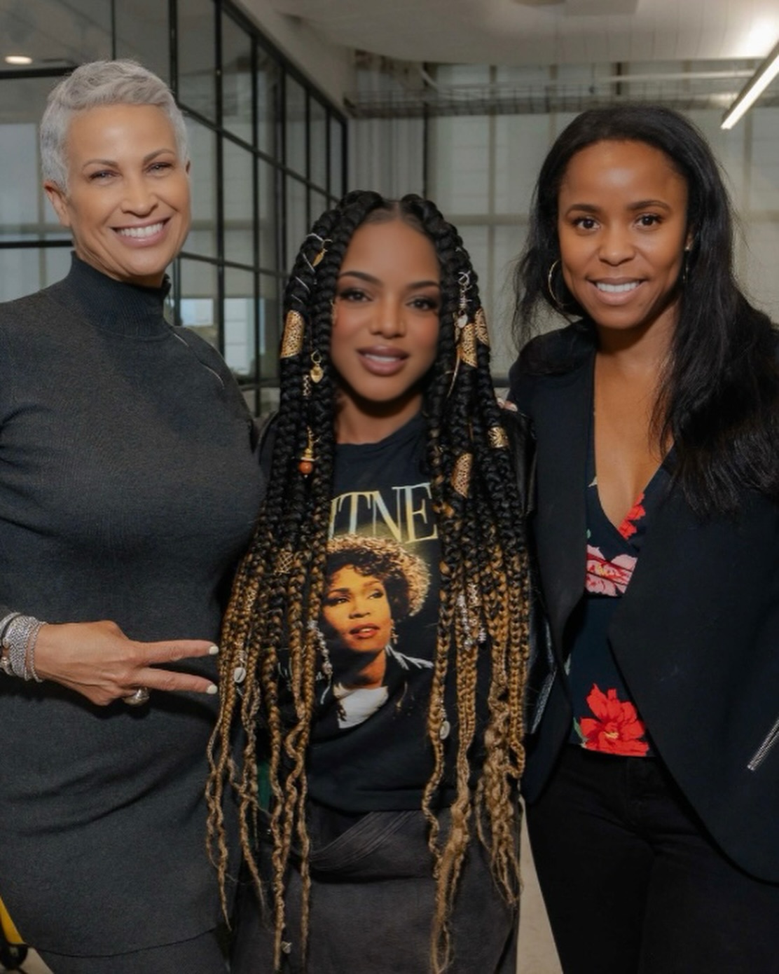 Leela James Shines At Essence Super Lounge