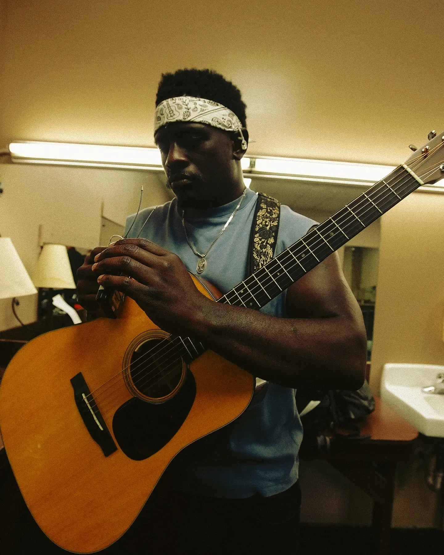 Leon Bridges Lights Up Tulsa On First Night