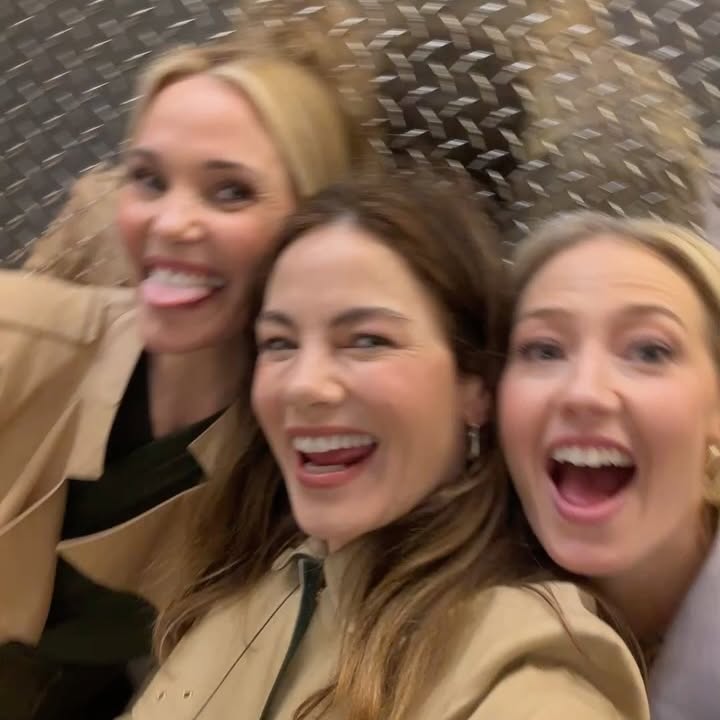 Leslie Bibb Celebrates The White Lotus Ride Or Dies