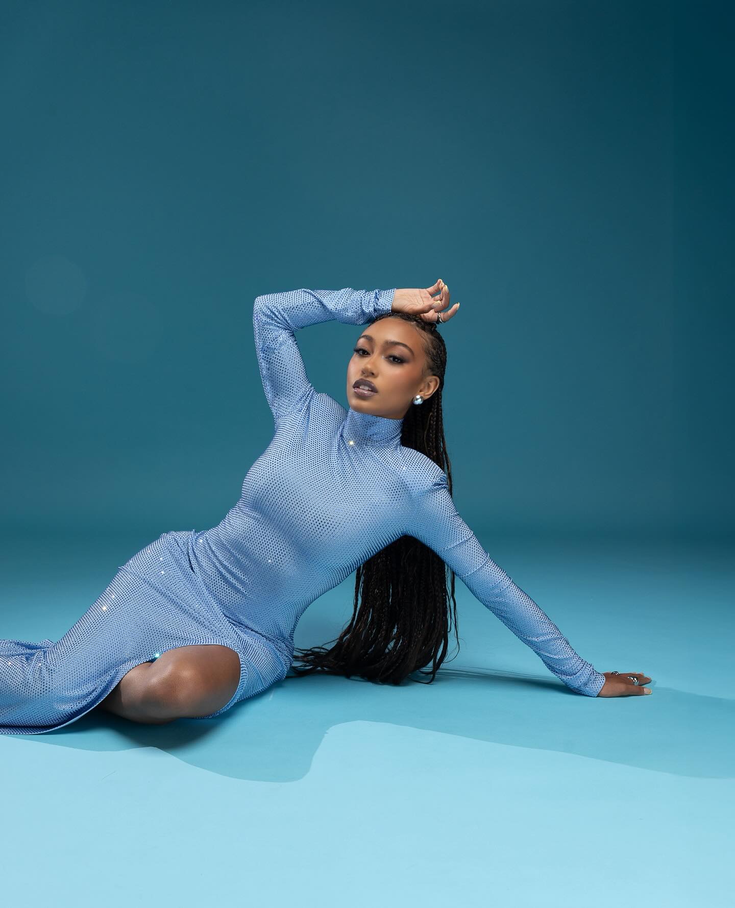 Lexi Underwood Stuns With Burning Blue Look