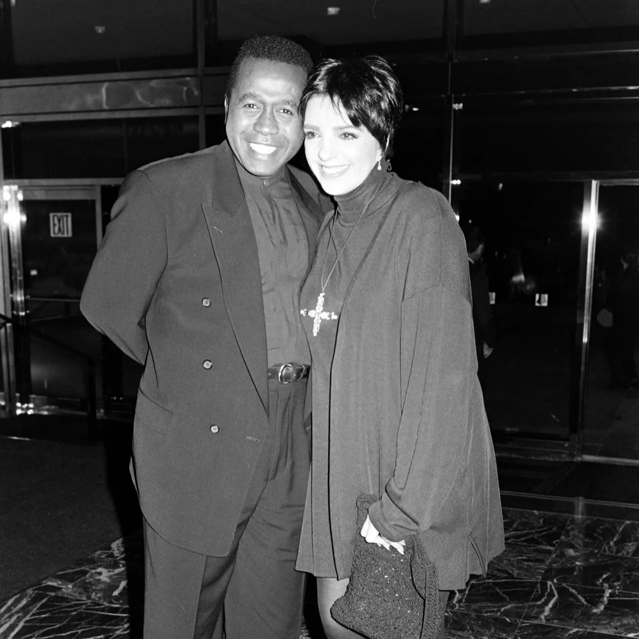 Liza Minnelli Calls Fans for Memoir Photos