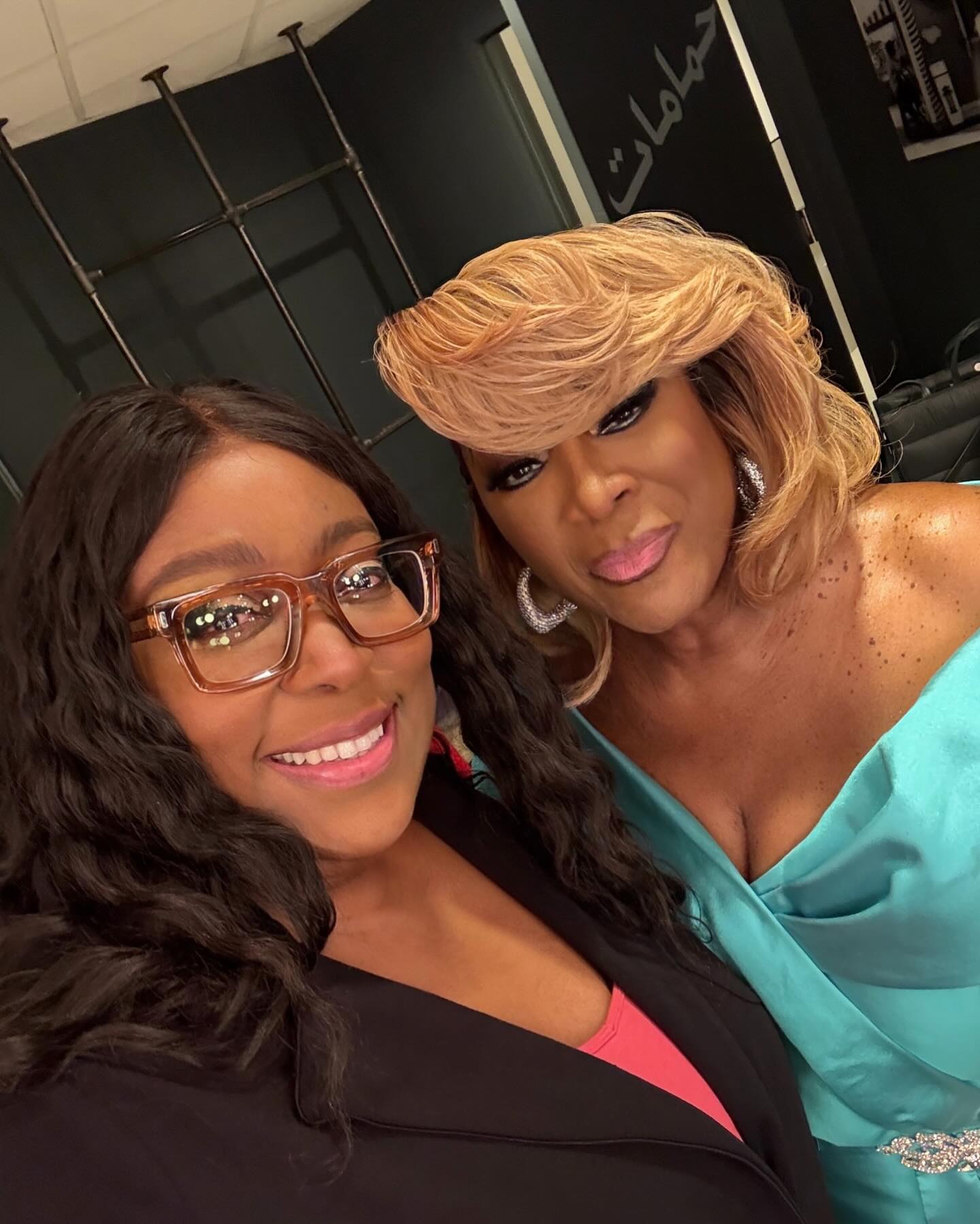 Exclusive backstage glimpse as Loni Love and Queens share joyous Mother’s Day vibes & Co.