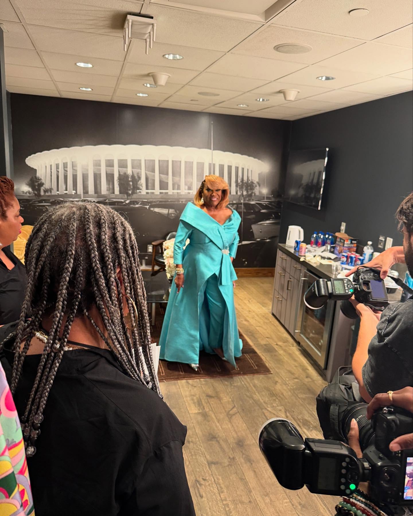Loni Love Celebrates Mother’s Day Backstage