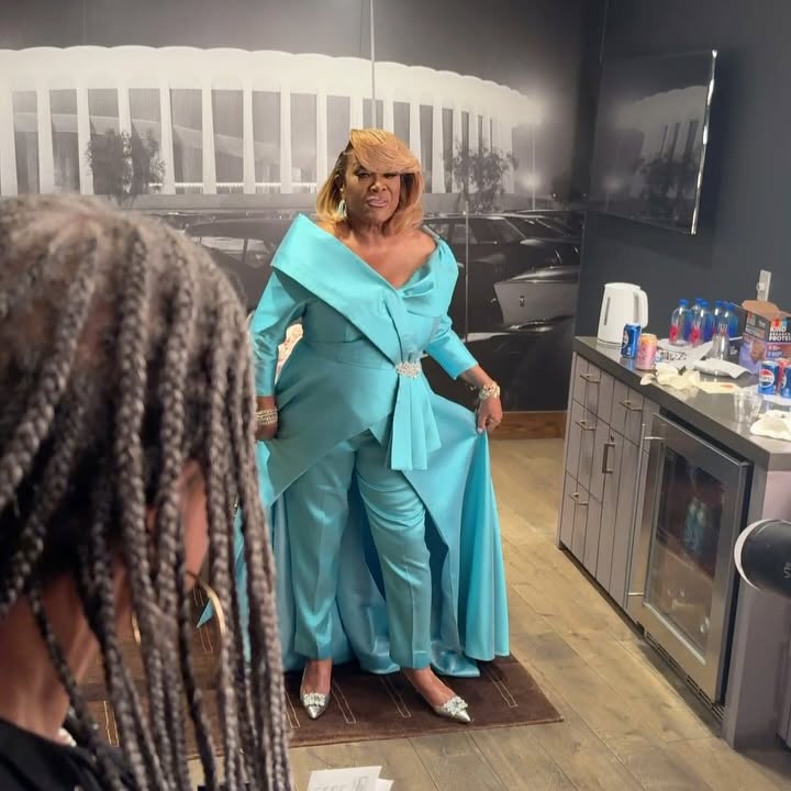 Loni Love Celebrates Mother’s Day Backstage