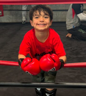 Mario Lopez’s son powers through a sweat-filled workout, showcasing his drive and grit!!!