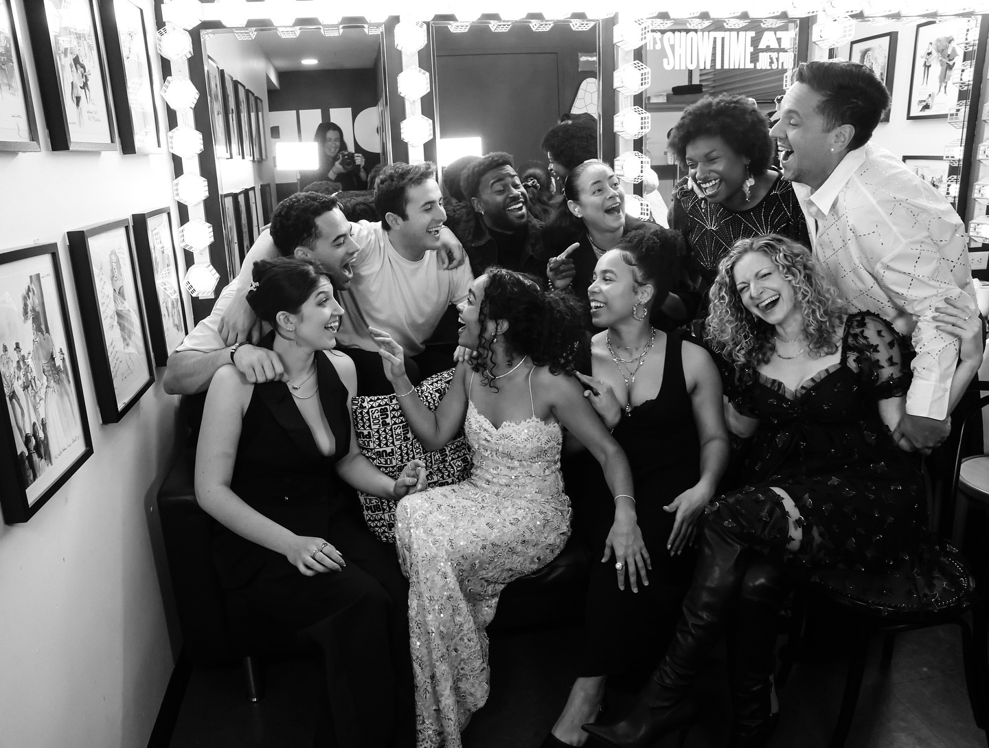 Lorna Courtney Shines in Backstage Photos at Joe’s Pub