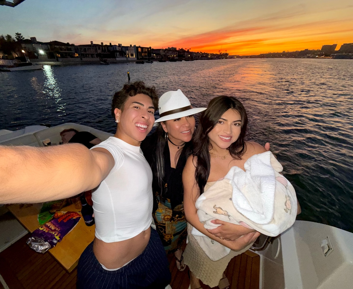 Celebrity Louie Castro shares heartfelt Mothers Day tribute with vibrant and loving style!