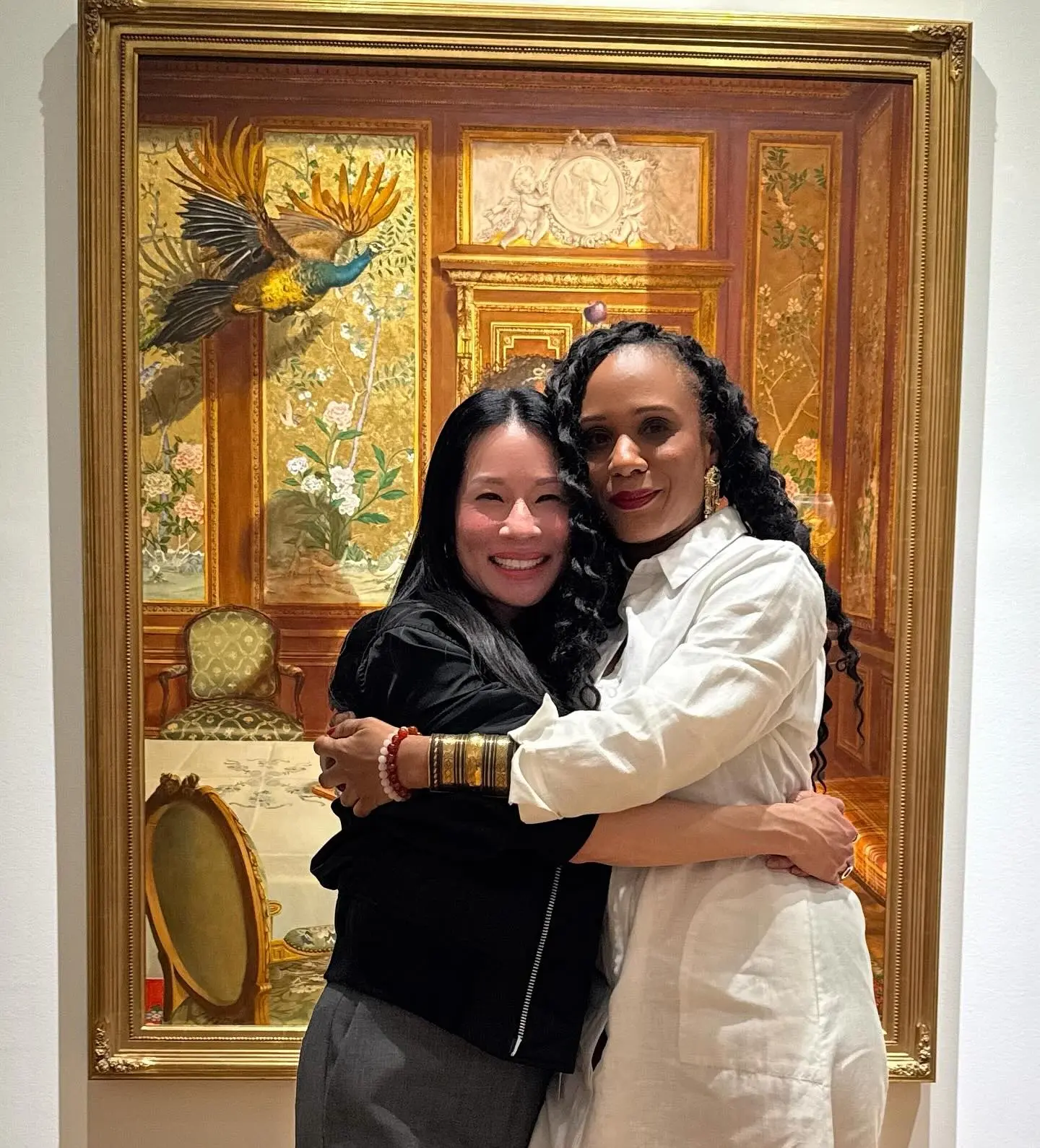 Lucy Liu Celebrates Artistry and Empowerment Honoring a dear friend’s creative journey with portraits that elevate Black women in art.!