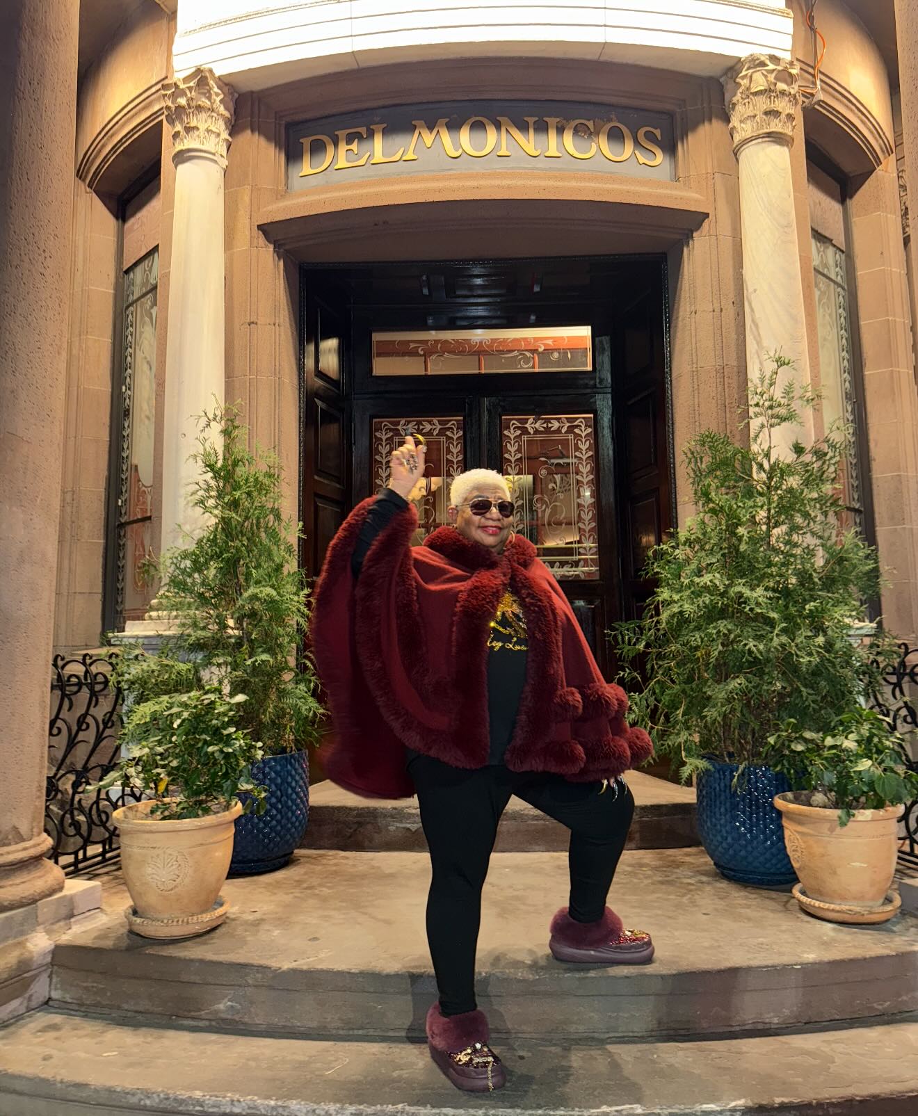 Luenell Enjoys Family Feast In New York City Comedian Luenell relishes NYC vibes at Delmonico's with staff, family, and healthy drinks!