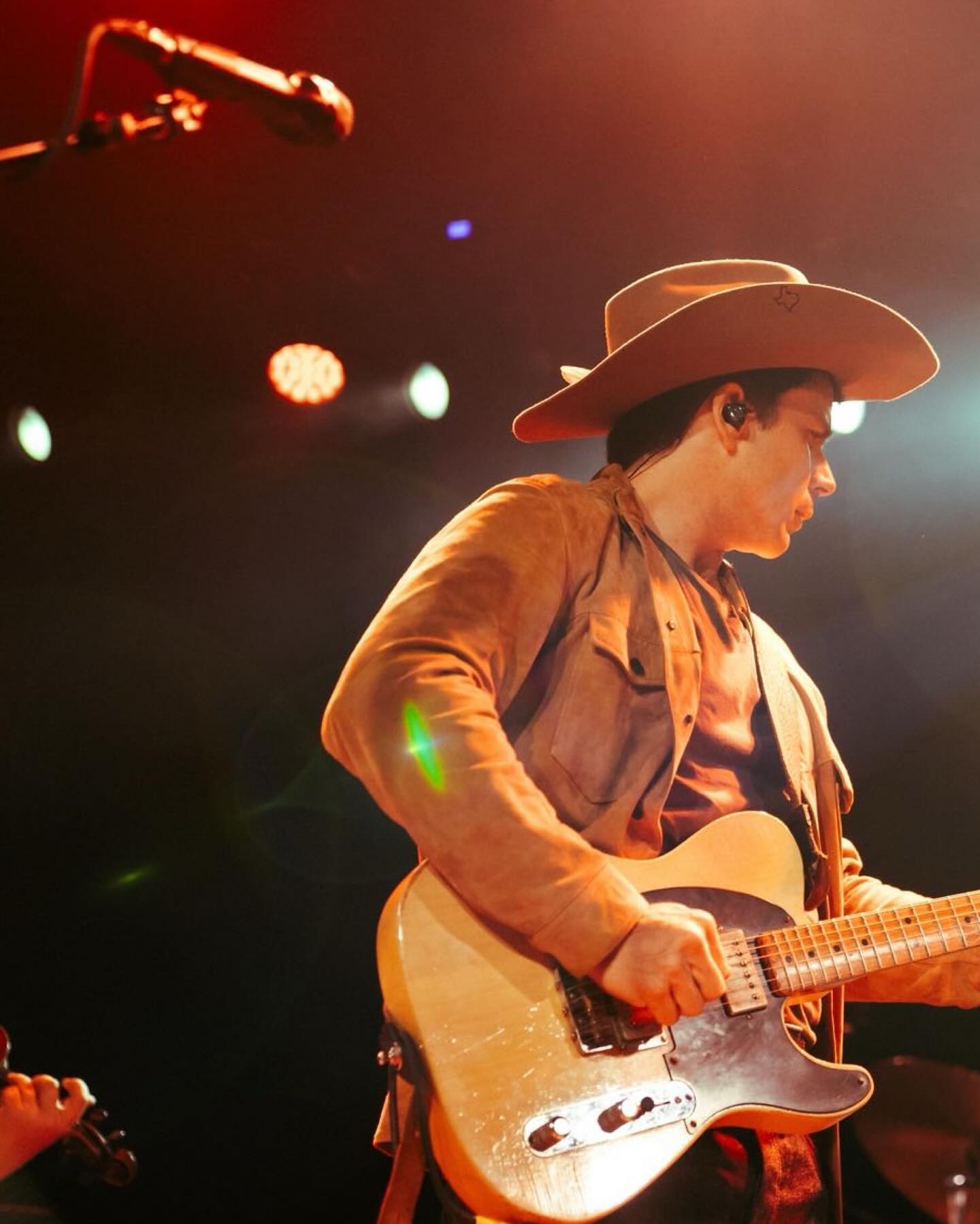 Lukas Nelson Explores Arizona on a Three-Night Journey