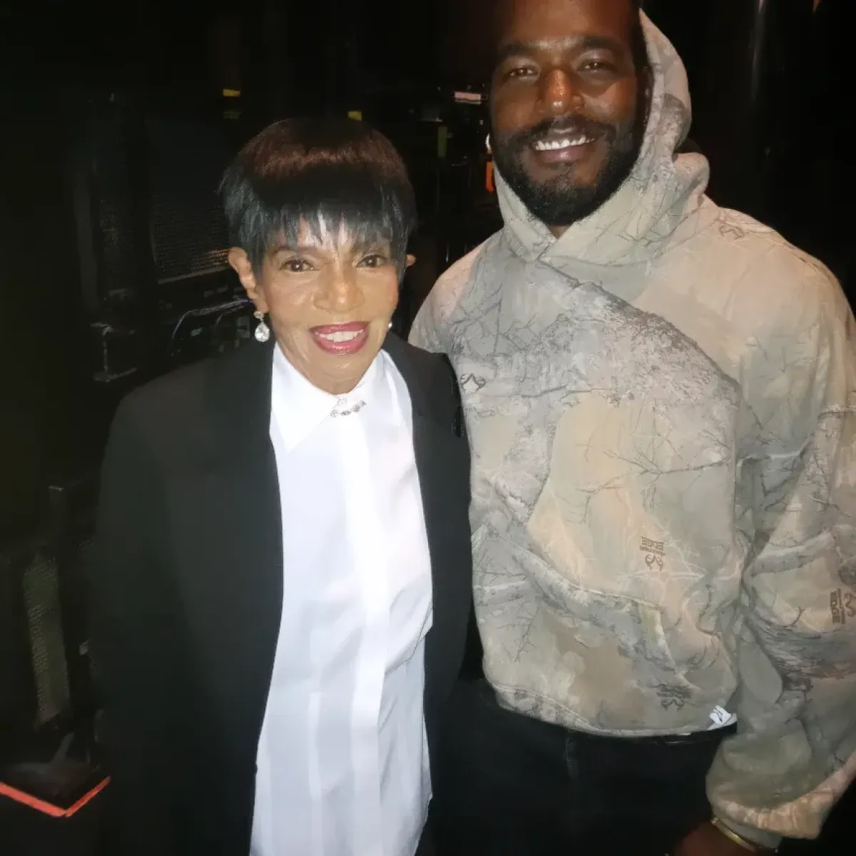 Luke James And Melba Moore At Hell’s Kitchen Heartfelt moments at Hell's Kitchen Play as Luke James and Melba Moore enchant fans live!!