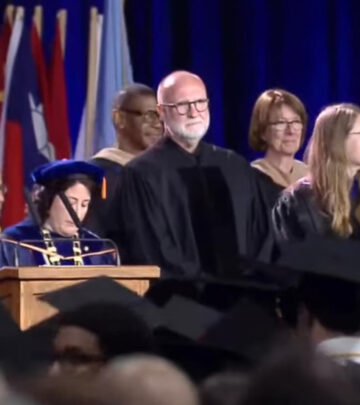 Macalester College Commencement Hits 120 Decibels Of Cool