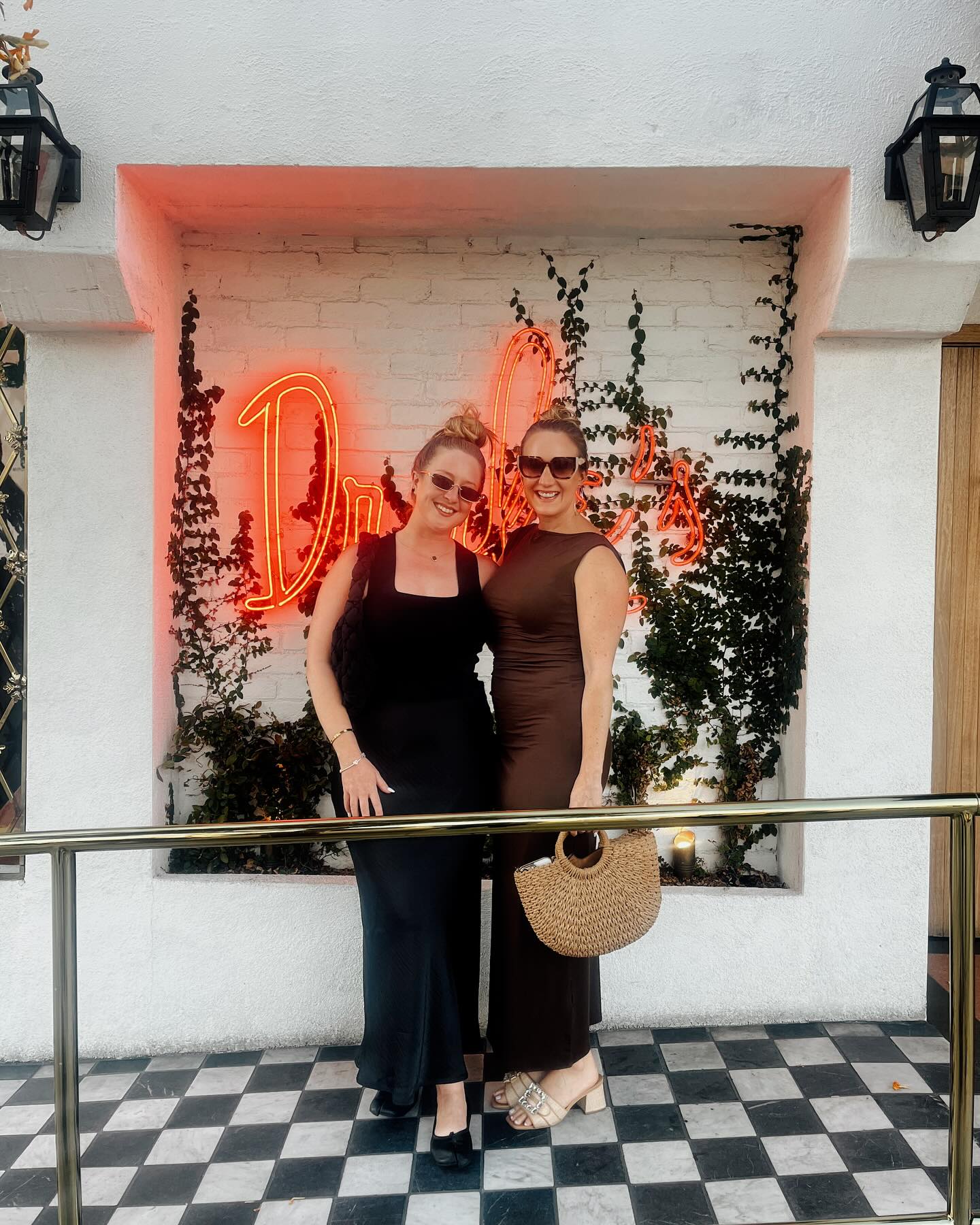 Mackenzie Barmen Celebrates Heartfelt Bestie Visit Mackenzie Barmen captures a cozy gathering with her close friend, sparking warmth and joy.