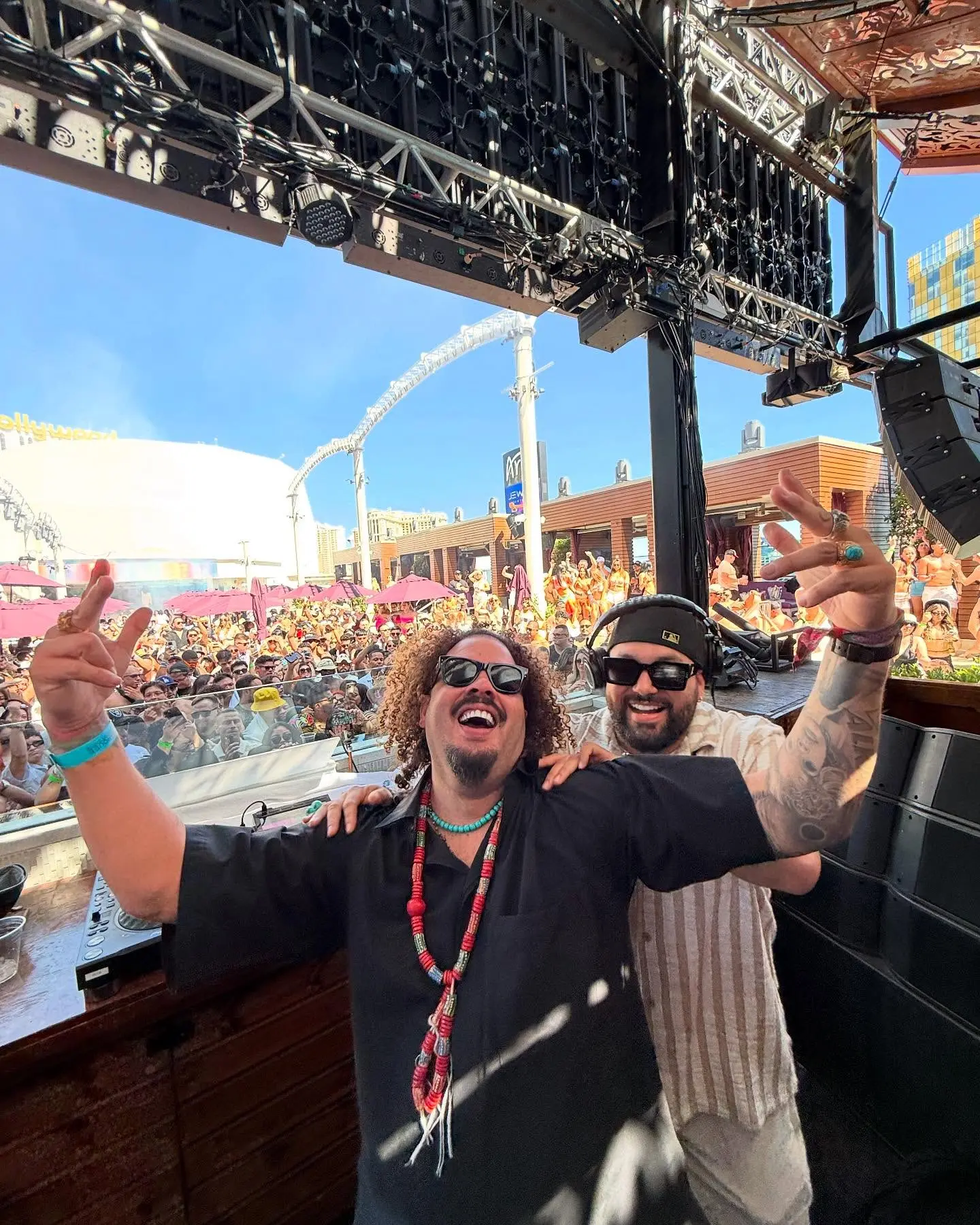 Rapper Maffio expresses gratitude toward DJ Deorro, celebrating a promising creative link.