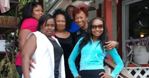 Malina Moye Celebrates Mother's Day Tribute