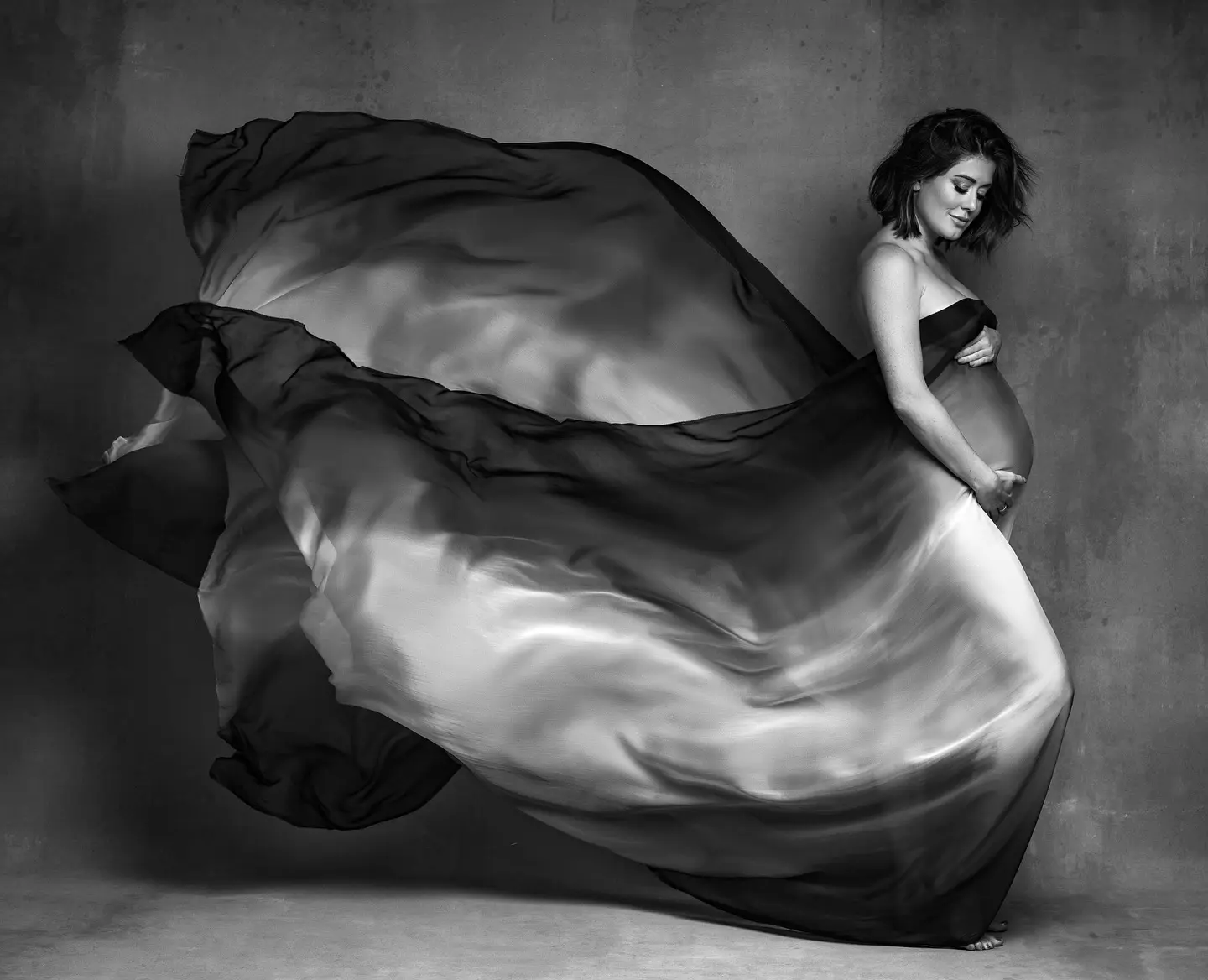 Manon Mathews Celebrates Mother's Day With Unposted Pregnancy Photo