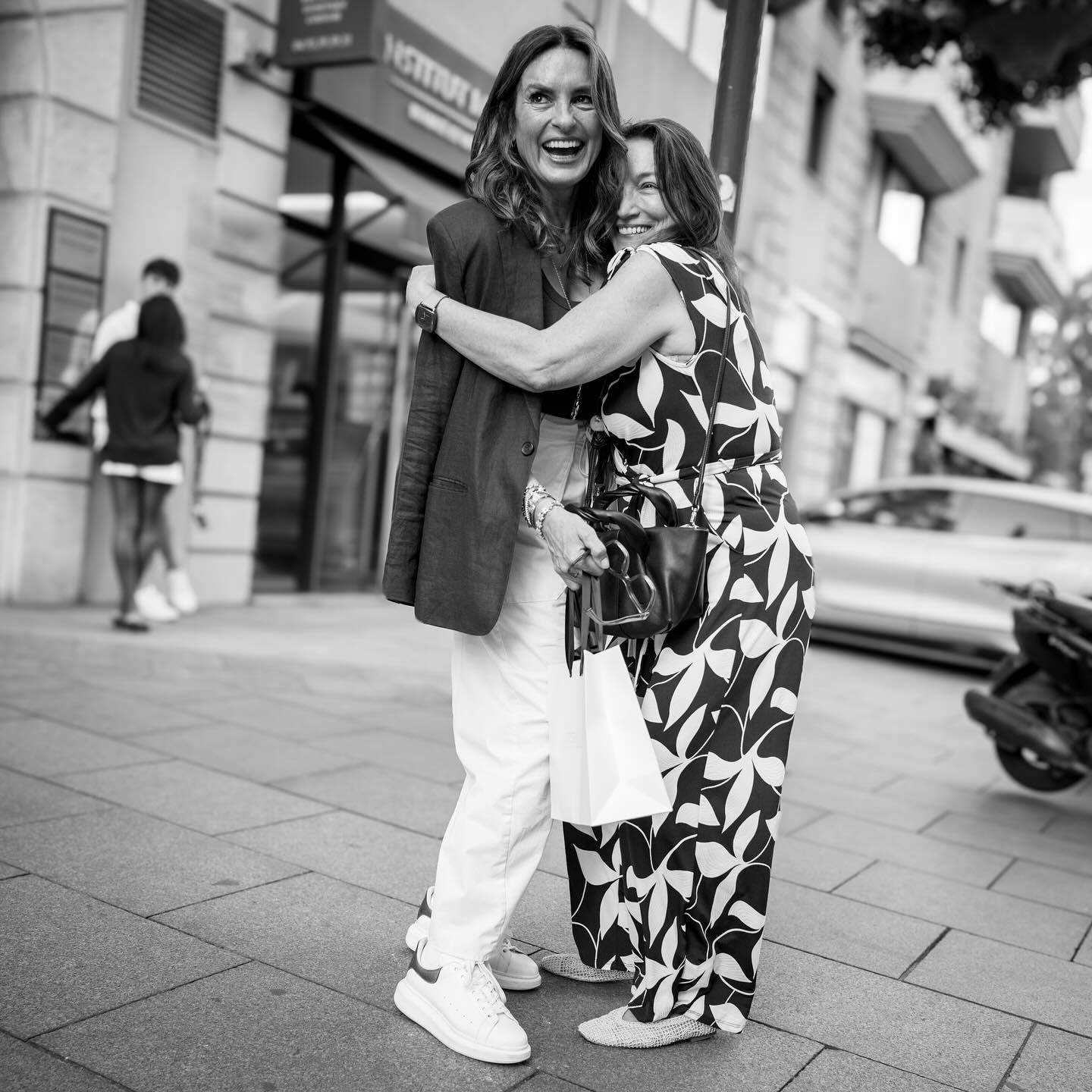 Mariska Hargitay Shines At Cannes Festival