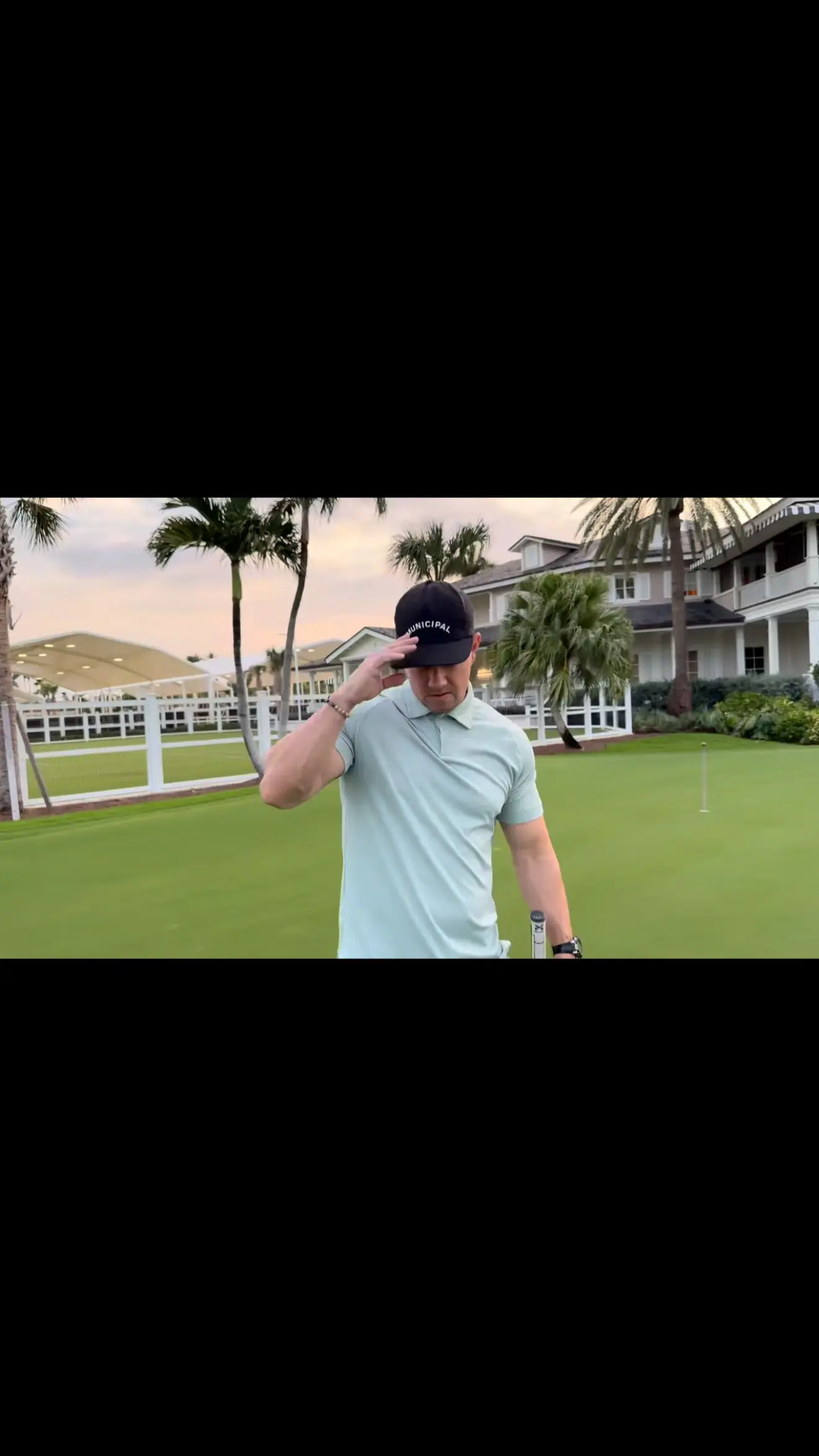 Mark Wahlberg Elevates Golf Fashion Mark Wahlberg redefines golf style with bold innovation and effortless celebrity charm!!!