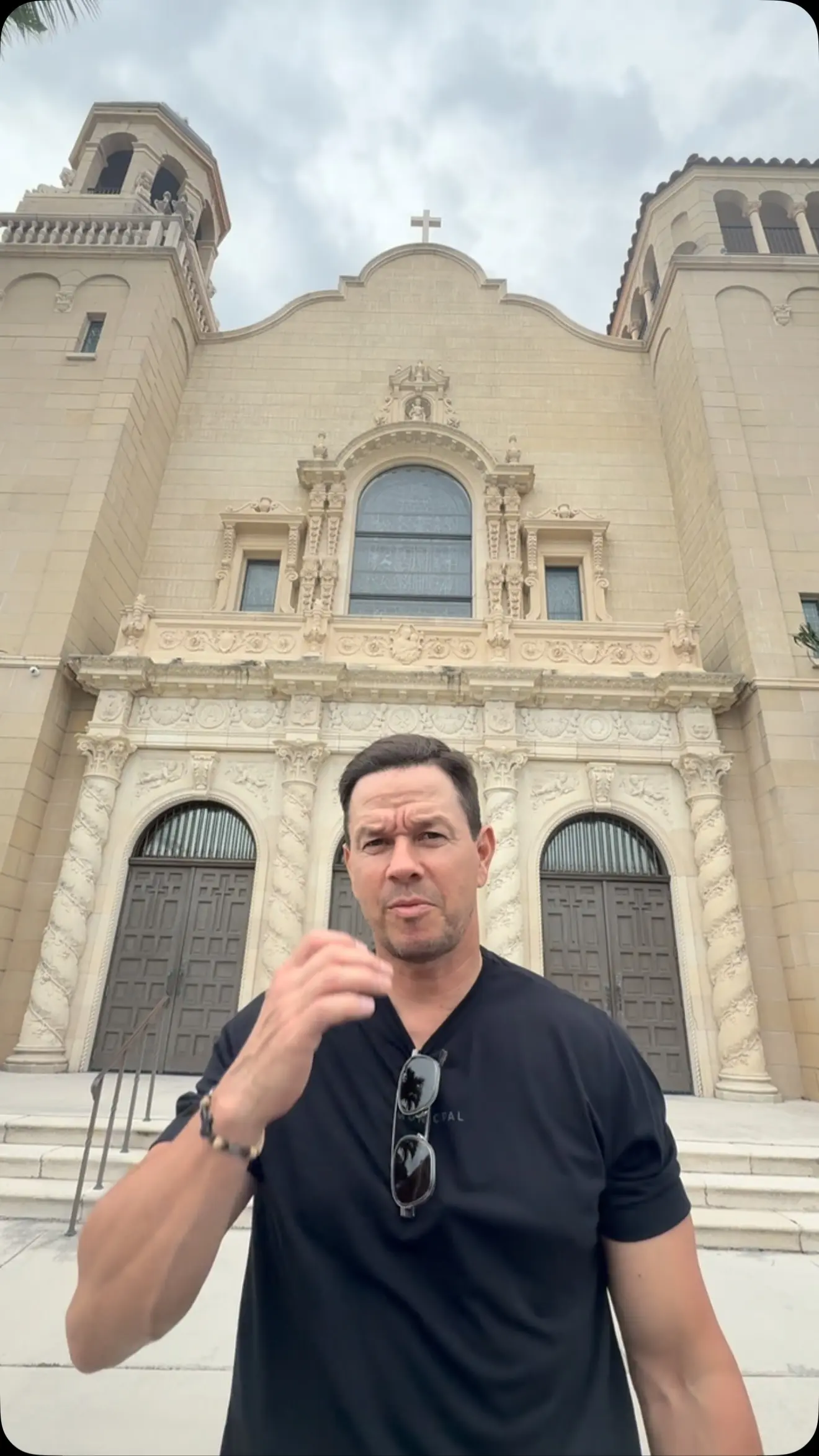 Actor Mark Wahlberg delivers a spiritual call to fans for hope and renewal this Sunday.