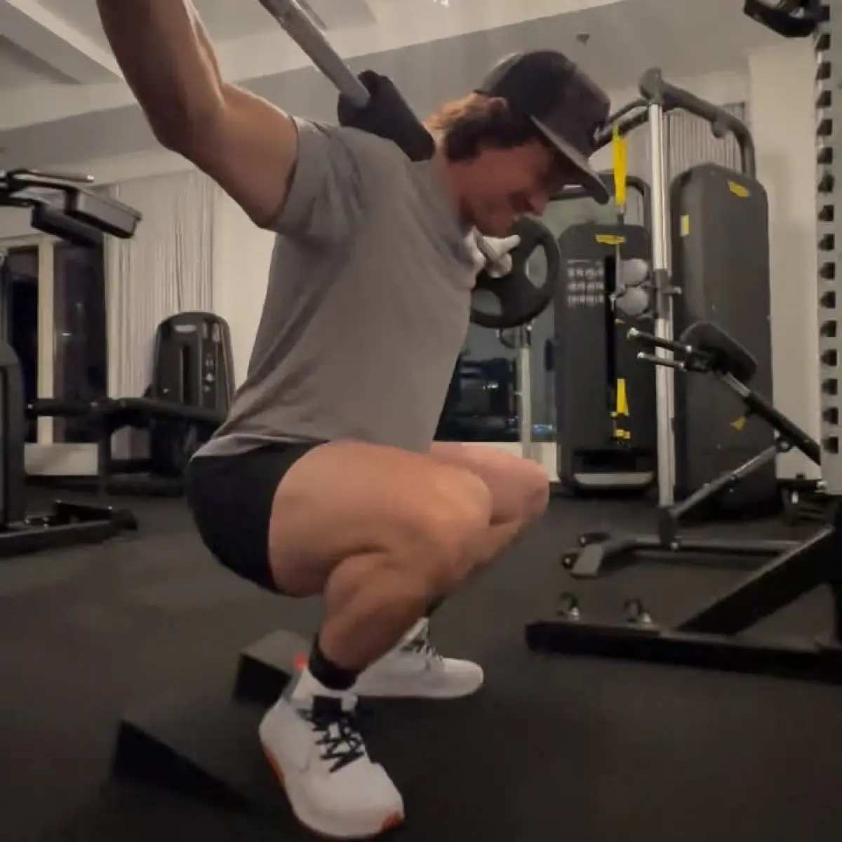 Mark Wahlberg Wraps Film Day With Early Morning Workout Celebrity completes his last day on set with discipline and a dawn workout!