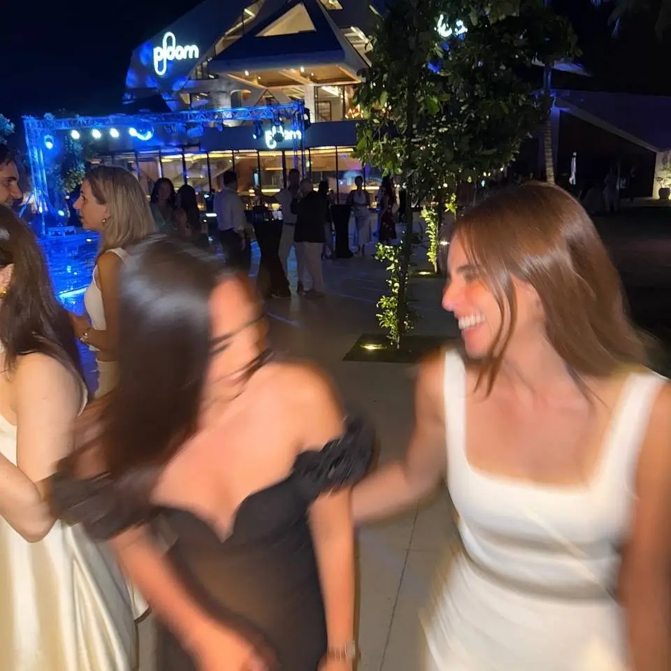Max Collins Enjoys Weekend Vibes