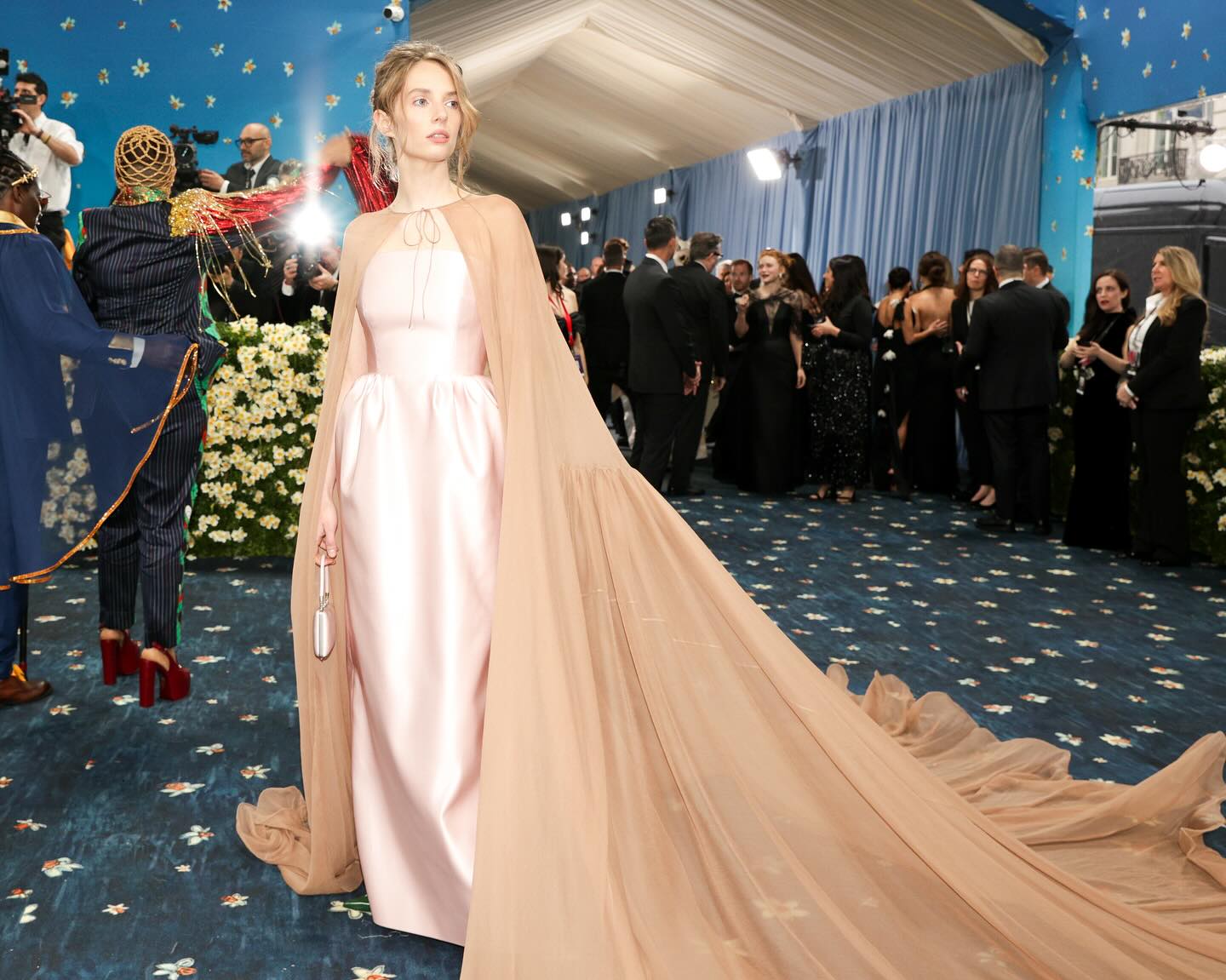Maya Hawke Shines In Prada’s Whimsical Dress