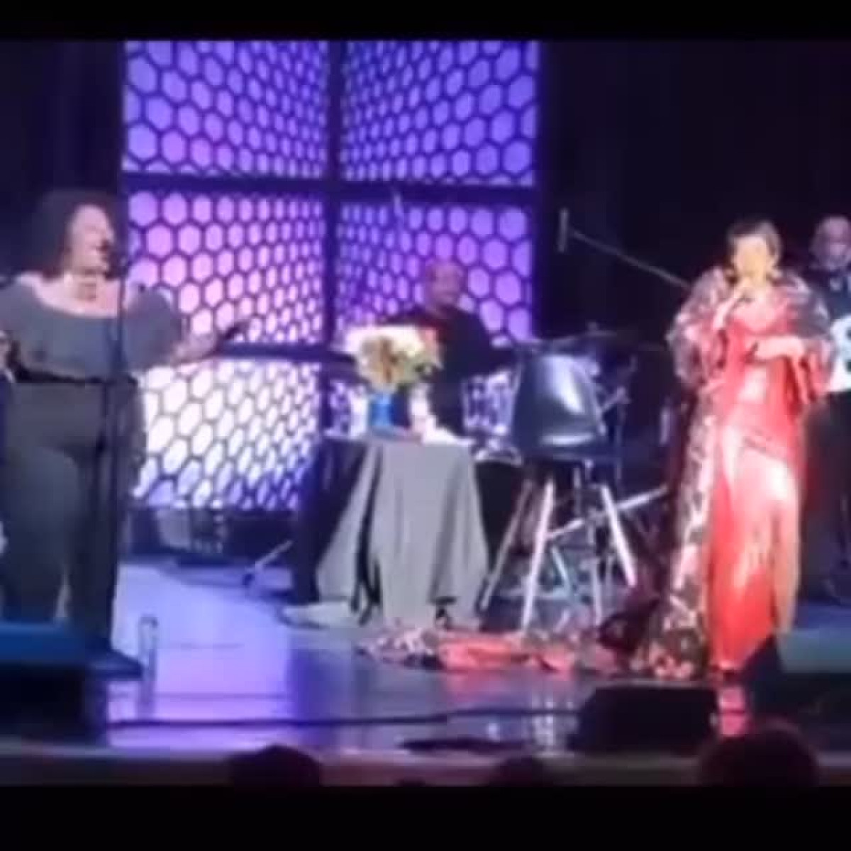 Legendary performer Melba Moore radiates joy, charm and style this weekend honoring legacy.