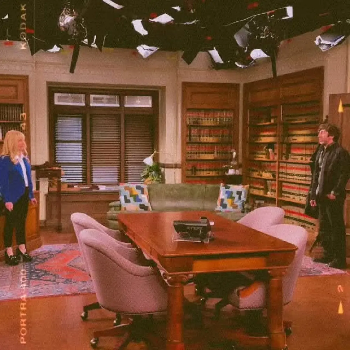 Melissa Rauch Reunites With Simon Helberg On Night Court Finale Reunion sparks a crossover: Big Bang Theory and NightCourt collide on Peacock tonight wow