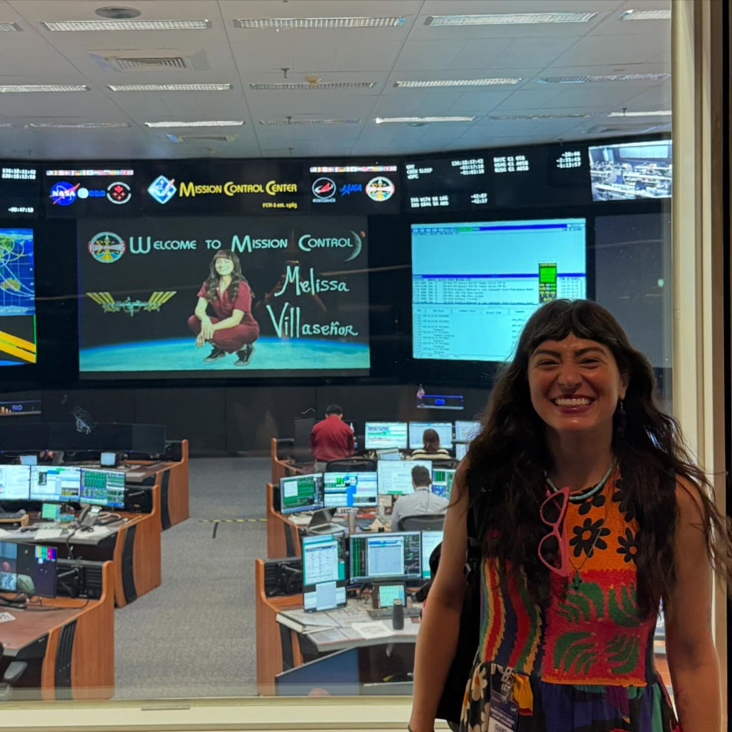 Melissa Villaseñor Signs Hatch In NASA Visit
