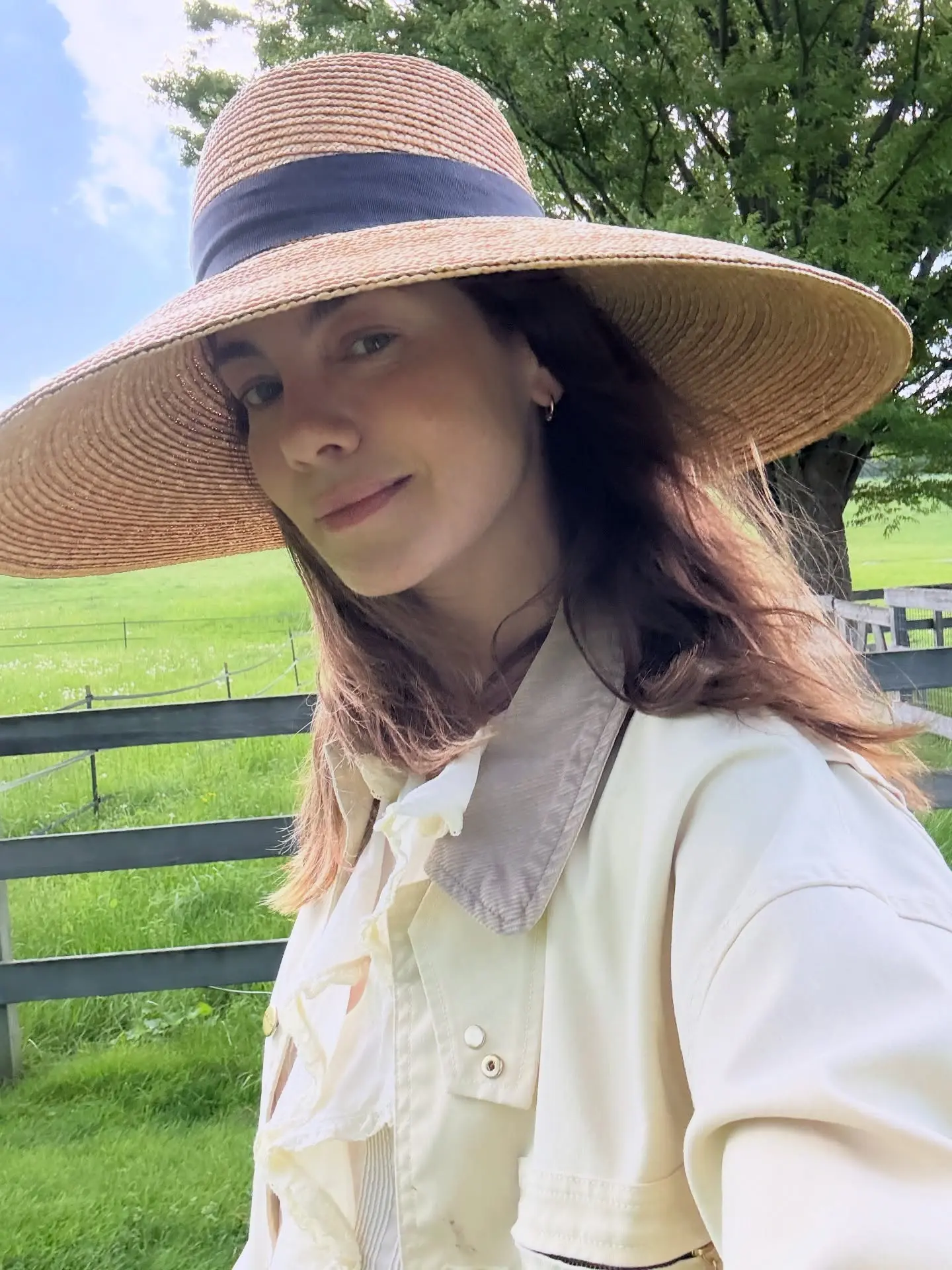 Michelle Monaghan Embraces Her Farm Girl Roots After a perfect spring weekend on the farm, Michelle invites fans to relish rustic vibes!